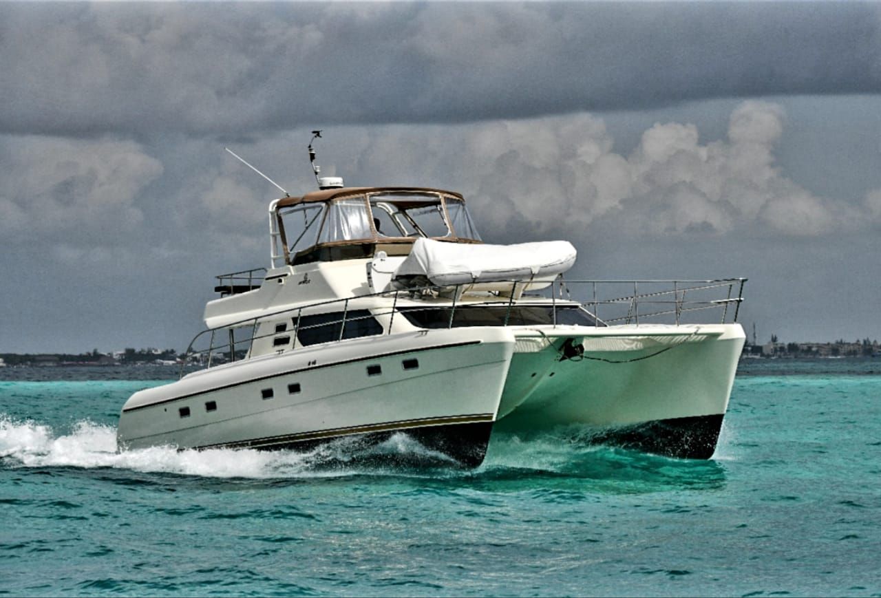 Rent a Africat 420 PA on Boatsetter